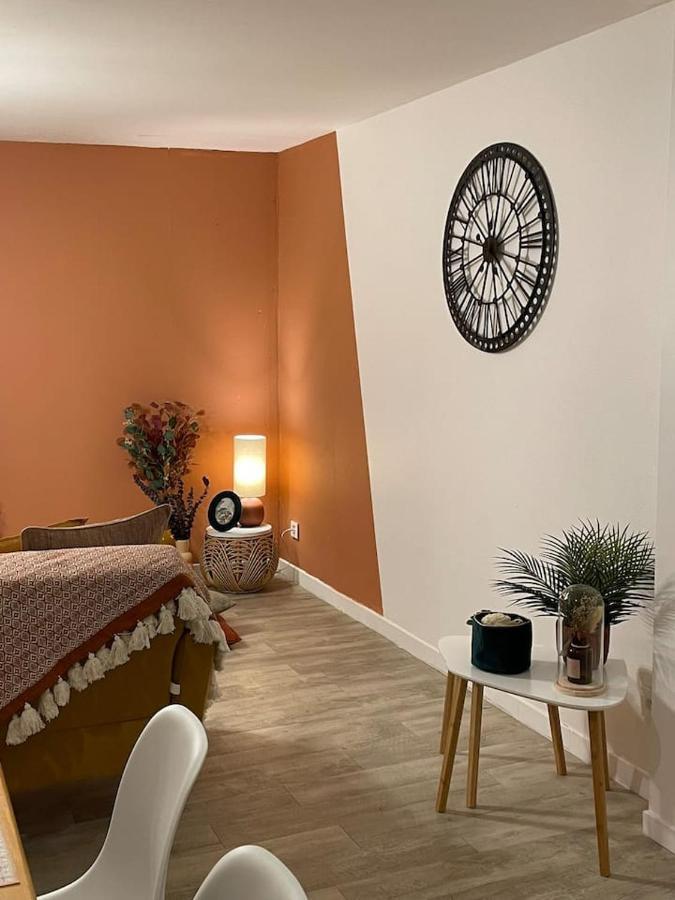Ferienwohnung Comme Un Air De Provence A Blois Exterior foto
