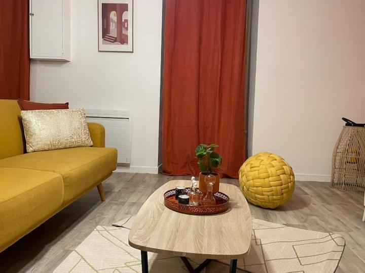 Ferienwohnung Comme Un Air De Provence A Blois Exterior foto